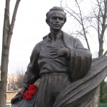 “Свобода” хочет вместо Ленина поставить памятник Симоненко