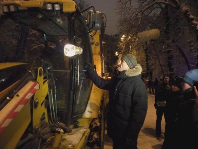 Кличко испугал трактор