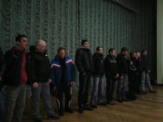 Пойманных “титушек” заставили извиниться перед украинцами