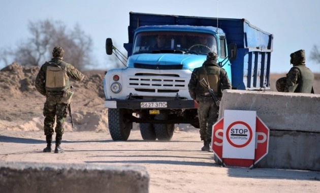 “Иностранцев” выгоняют за пределы Крыма
