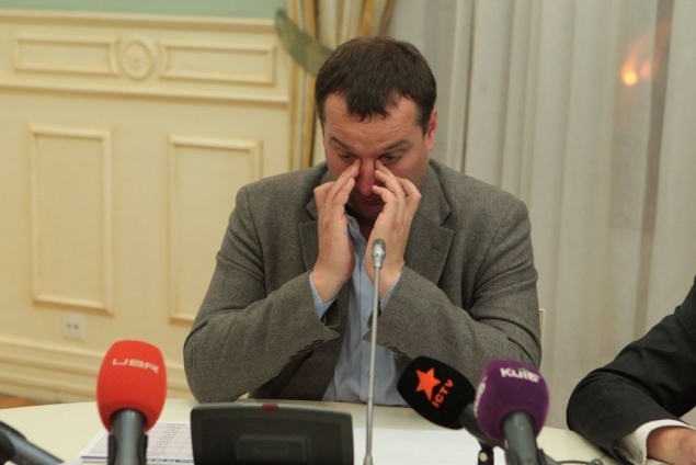 Бондаренко пообещал киоскерам уволить Вавриша сегодня же