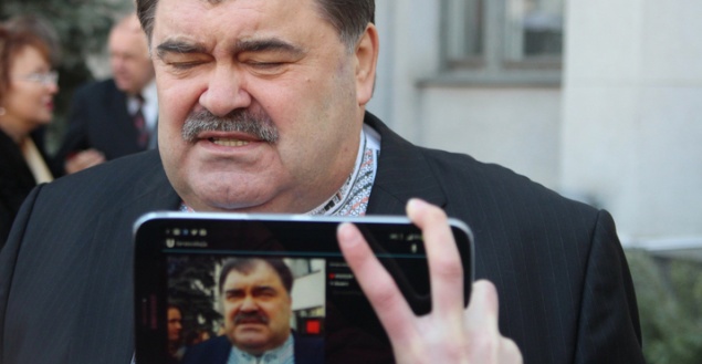 Бондаренко советуют присмотреться к директорам самых “бедных” КП