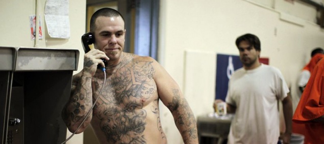 В украинских тюрьмах теперь можно пользоваться мобилками и ноутбуками