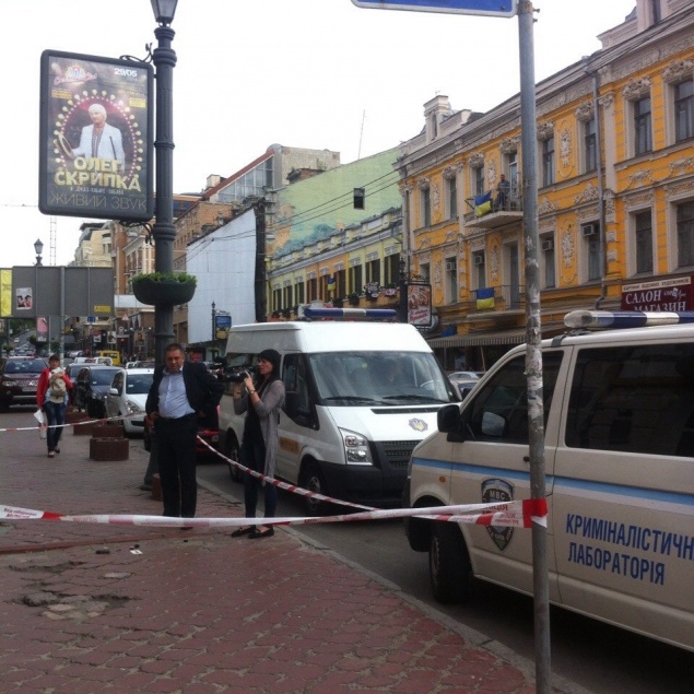 В центре Киева около кафе подстрелили мужчину
