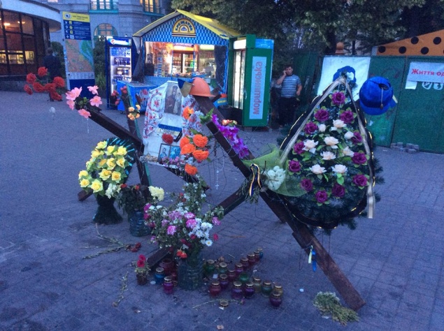 На месте гибели “Небесной сотни” в Киеве появляются МАФы