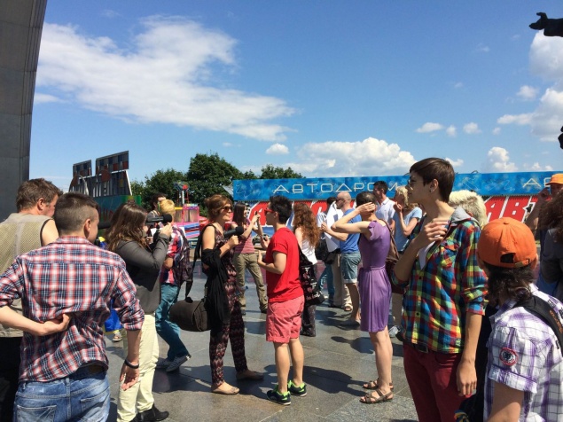 ЛГБТ провели в Киеве флешмоб