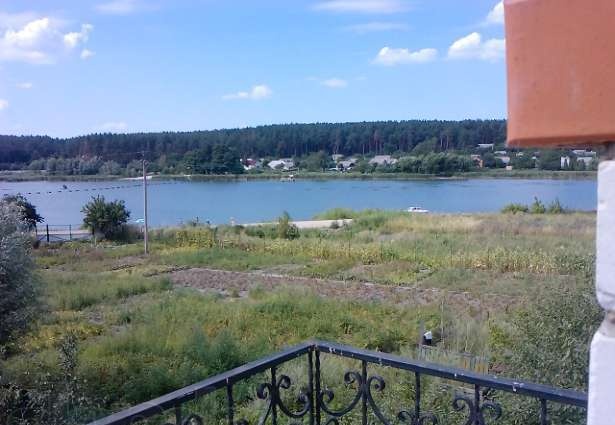 Сын заместителя Генпрокурора хочет незаконно прибрать к рукам озера под Киевом