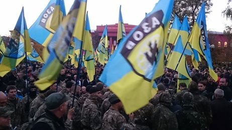 В Киеве начался марш в честь УПА (фото)