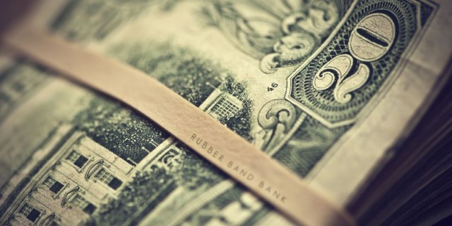 Курс доллара в столичных обменниках (23 октября)
