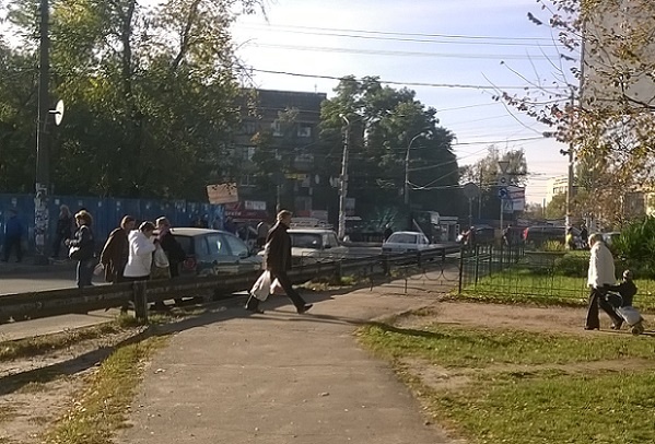 Коммунальщики Киева “закрывают” проблемы в прямом смысле