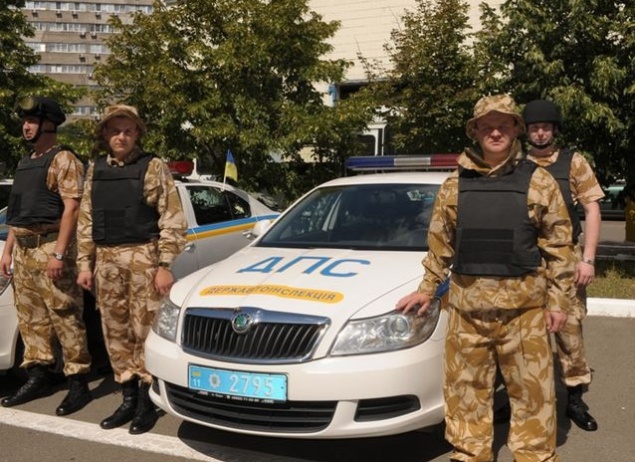 С Киевщины в зону АТО выехала четвертая группа госавтоинспекторов