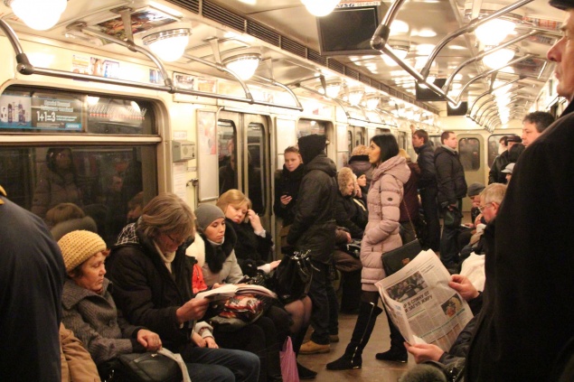 В Киевском метро изменился порядок прохода для пяти льготных категорий населения