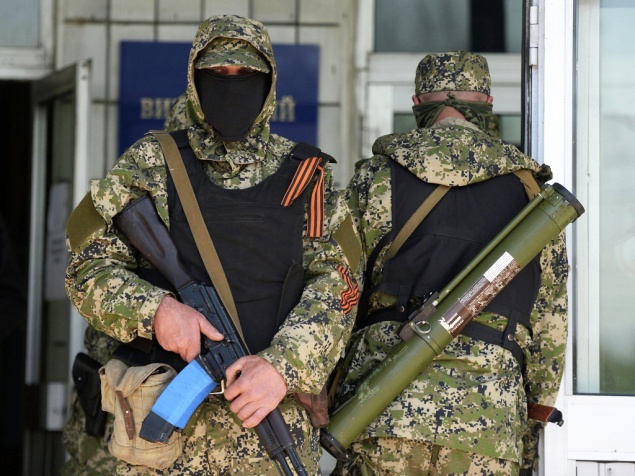 Возле донецкого аэропорта задержали двух заблудившихся российских военных
