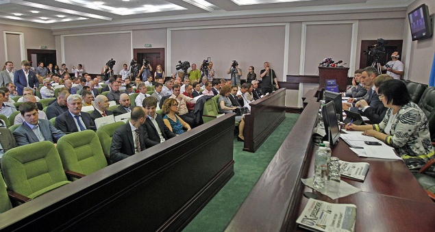На пленарные заседания Киевсовета смогут попасть все, кроме пьяных и буйных