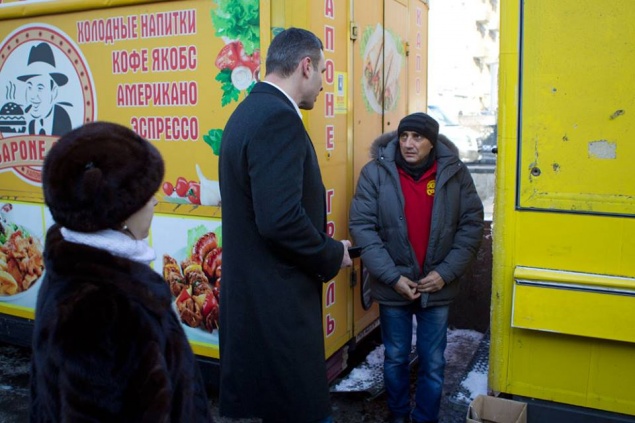 В Киеве утвердили правила размещения киосков