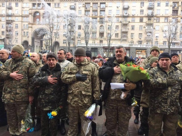 Бойцы батальона “Киев” маршем прошли по Крещатику