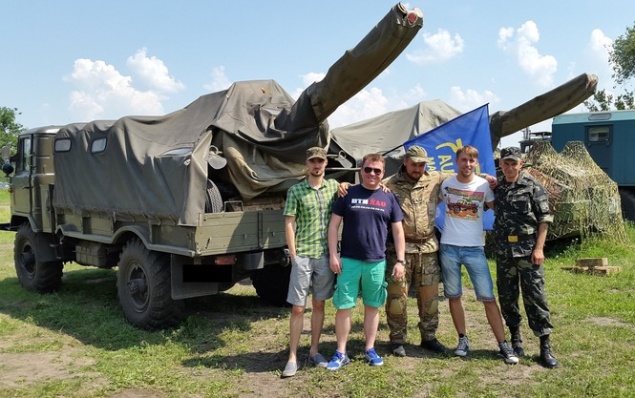 Бориспольские депутаты хотят узаконить оружие для волонтеров
