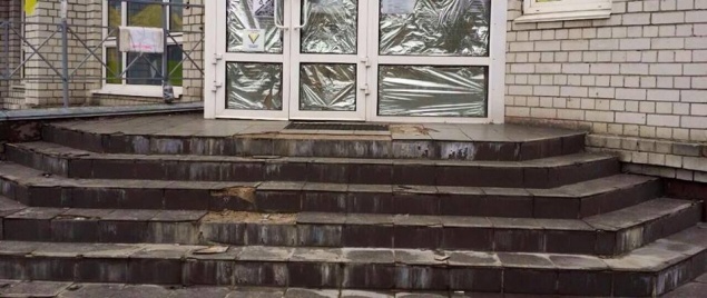 В Киеве обстреляли офис “Волонтерской Сотни” (ФОТО)