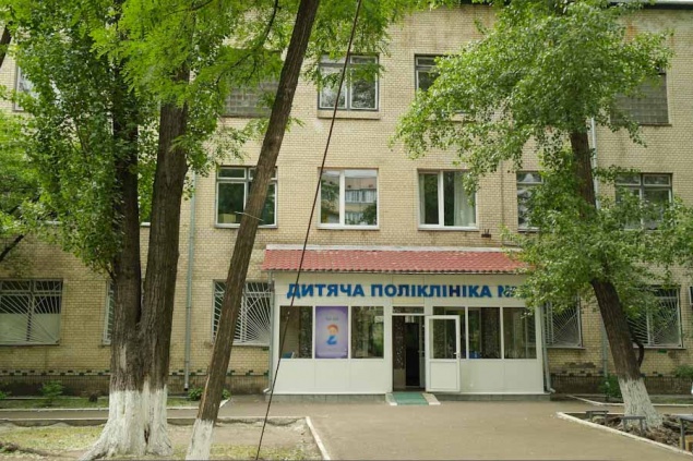 В Днепровском районе незаконно закрывают детскую поликлинику