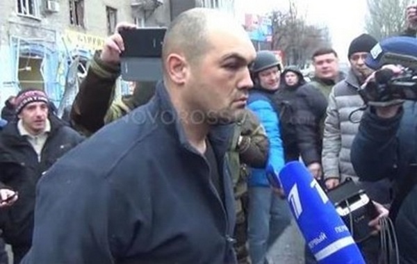 Жестокое избиение украинского солдата в Донецке организовал сотрудник ахметовского “Метинвеста”, - журналист (фото, видео)