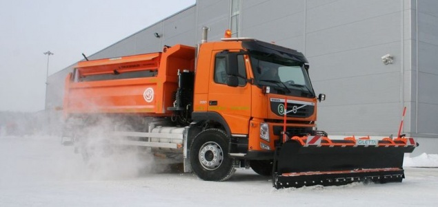 “Киевавтодор” купил новую многофункциональную снегоуборочную технику