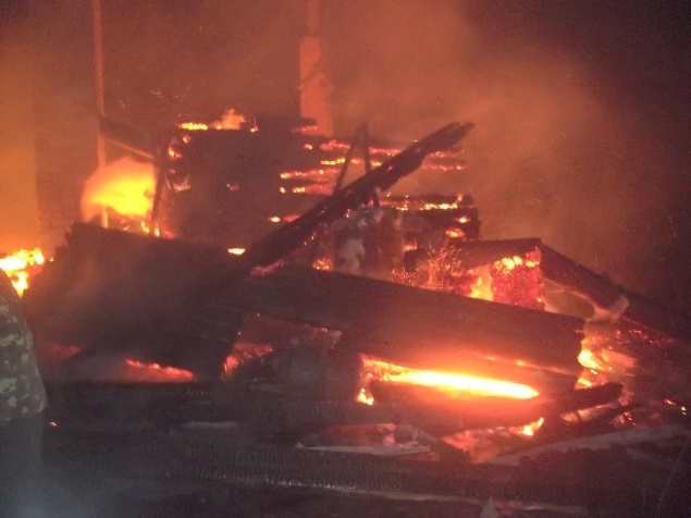 Из-за короткого замыкания на Киевщине полностью сгорел дом (+ФОТО)