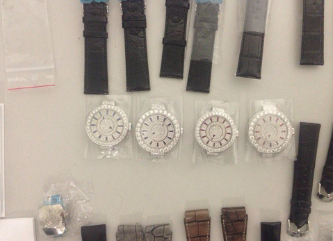 В аэропорту “Борисполь” пресекли контрабанду драгоценных швейцарских часов стоимостью 10 млн грн