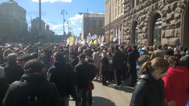 Под КГГА проходит “проплаченный” митинг - депутат Михайленко (фото)
