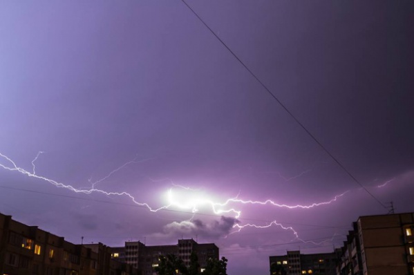 На Киевщине объявили штормовое предупреждение