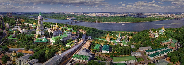В столице проходит фотоконкурс “Все начинается в Киеве”