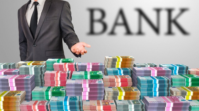 Руководство четырех банков похитило 6 млрд грн, выделенных для рефинансирования