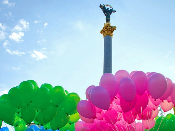 На День Киева власть обещает Вакарчука и гимны (ПРОГРАММА)