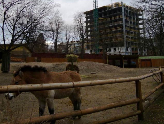 Строительное лобби грозит похоронить Киевский зоопарк