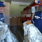 Пожарные Киевщины борются с огнем в китайских куртках для рыбаков (+ ВИДЕО)