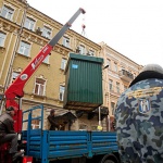 Киевская власть оставила киоски вне закона