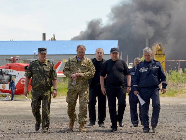 Нефтехранилище под Киевом построило окружение Януковича, чтобы бесплатно пользоваться инфраструктурой военной базы, - Турчинов