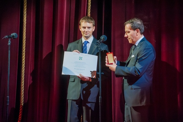 Главного режиссера Национальной оперы Украины Анатолия Соловьяненко наградили Орденом “Звезда Италии”