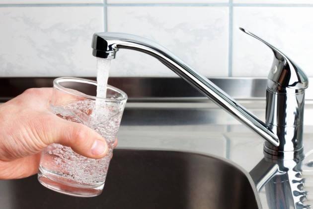 Столичные власти обещают питьевую воду из под крана