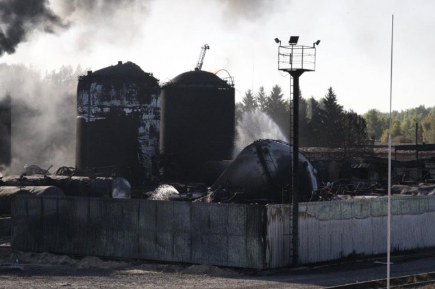 Пожар на нефтебазе под Киевом закончился - ГоСЧС