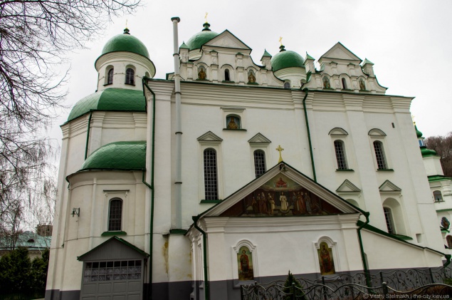 В Киеве убили монахиню Флоровского женского монастыря