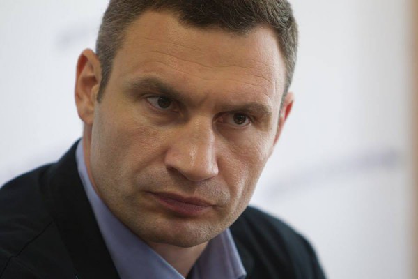 Кличко пригрозил судье Погрибченко ответственностью за передачу киевского стадиона “Старт” под застройку