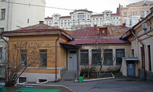 В Киеве хотят построить гостиницу на месте действующего Центра эндокринологии - Мелихова