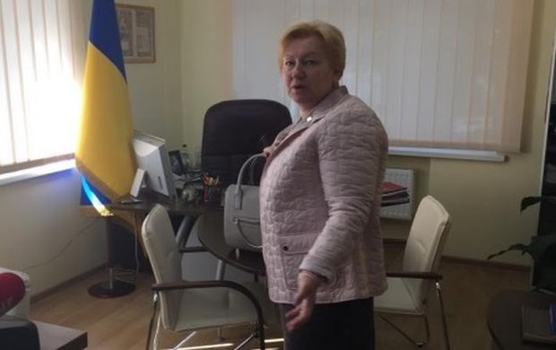 Разыскиваемая Ульянченко спокойно работает в своем киевском офисе