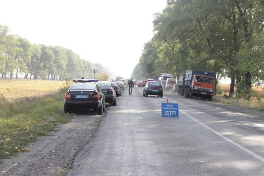В результате ДТП на Киевщине два человека погибли и четверо тяжело травмированы