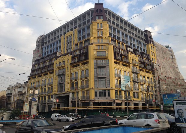 Михайленко: Земельная комиссия поддержала демонтаж незаконных этажей в здании на Подоле