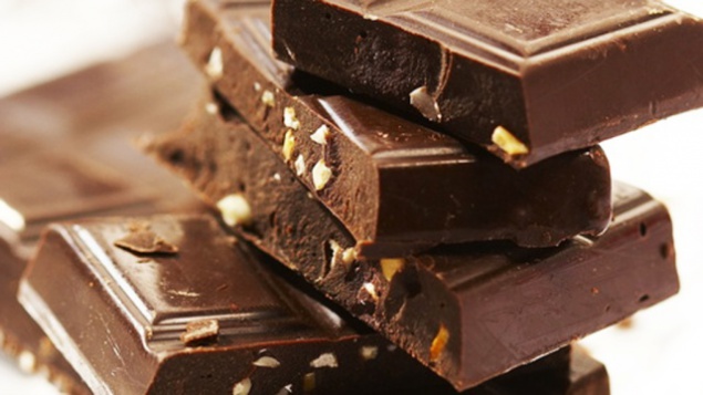 На Киевщине работник склада наворовал шоколада на 1200 гривен