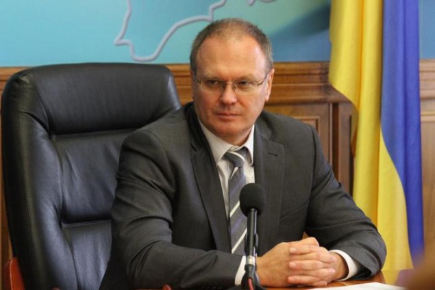 Владимир Шандра: “Работаем над тем, чтобы не допустить авральных ситуаций на областных дорогах в период снегопадов”