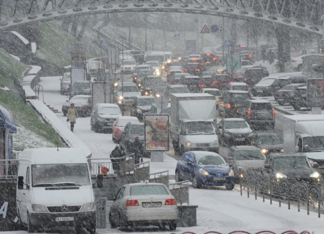 Кличко объявил в Киеве готовность номер один к первому снегу