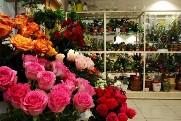 Полицейские Киева задержали грабителей продавцов цветов