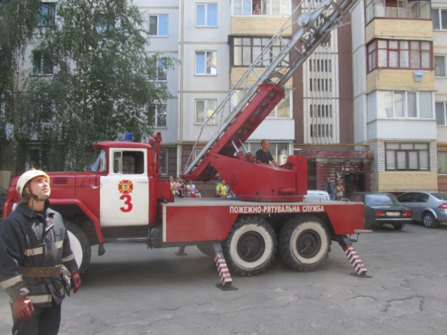 На Киевщине сгорели два микроавтобуса